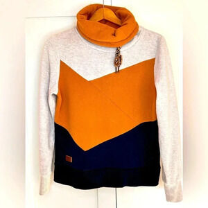 Twik organic cotton cowl neck  sweatshirt, colorblock, Medium, Cozy Chalet Chic